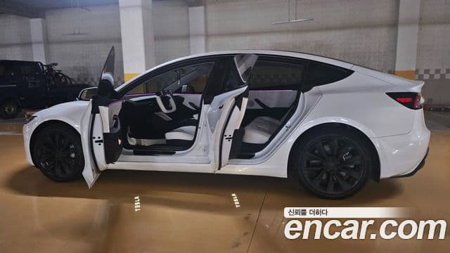 Tesla модель 3, 2024 6