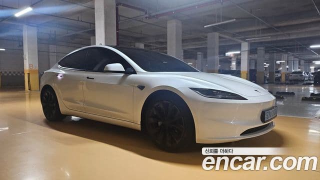 Tesla модель 3, 2024 7