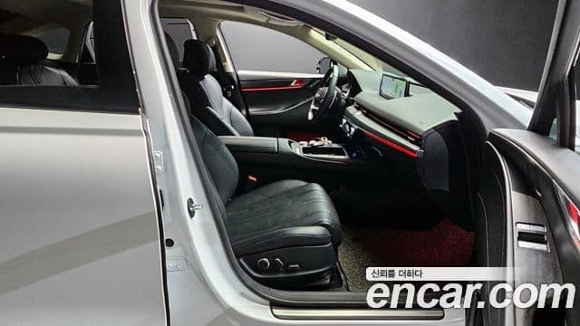 Genesis G80 (RG3) бензин 2.5 турбо AWD, 2023 11