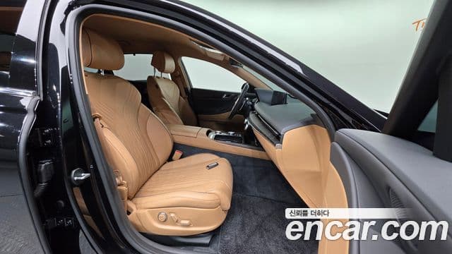 Genesis G80 (RG3) бензин 2.5 турбо AWD, 2023 10