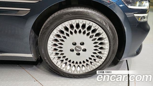 Genesis G80 (RG3) бензин 2.5 турбо AWD, 2021 все фото