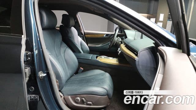 Genesis G80 (RG3) бензин 2.5 турбо AWD, 2021 11