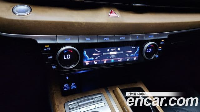 Genesis G80 (RG3) бензин 2.5 турбо AWD, 2021 17