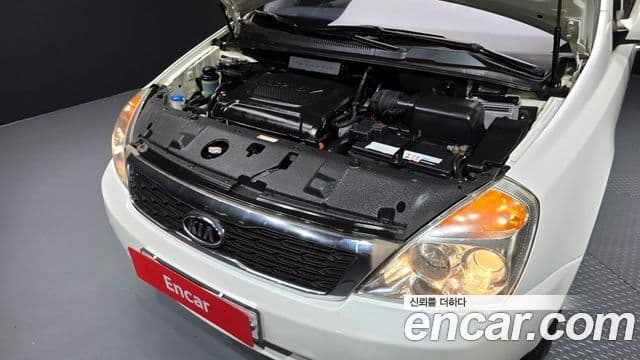 Kia Carnival R R Special, 2010 6