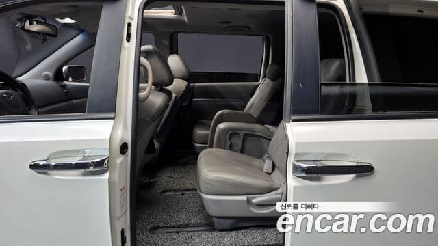 Kia Carnival R R Special, 2010 12