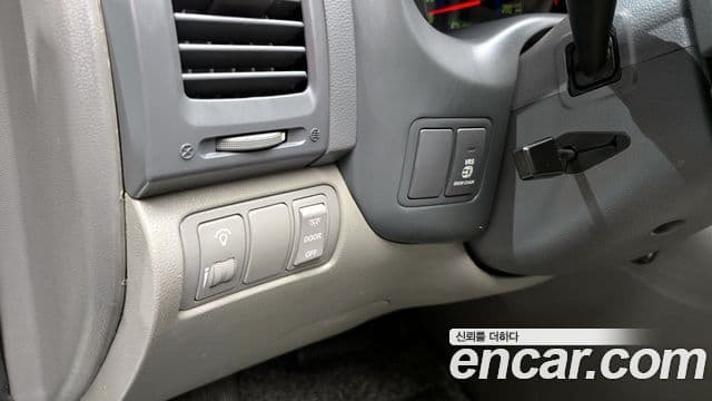 Kia Carnival R R Special, 2010 16