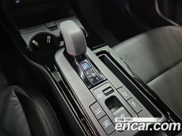 Toyota 프리우스 5세대 2.0 PHEV XSE, 2024 10