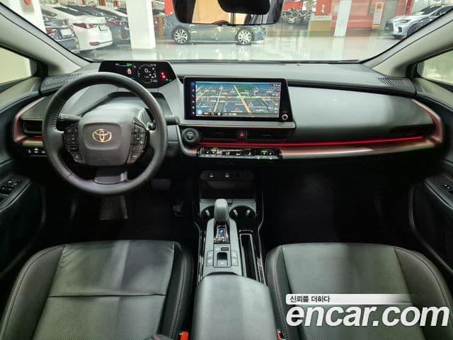 Toyota 프리우스 5세대 2.0 PHEV XSE, 2024 16
