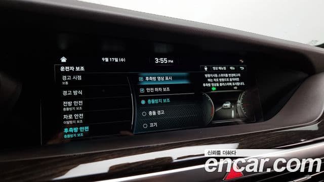 Genesis G90 Premium Luxury, 2019 16