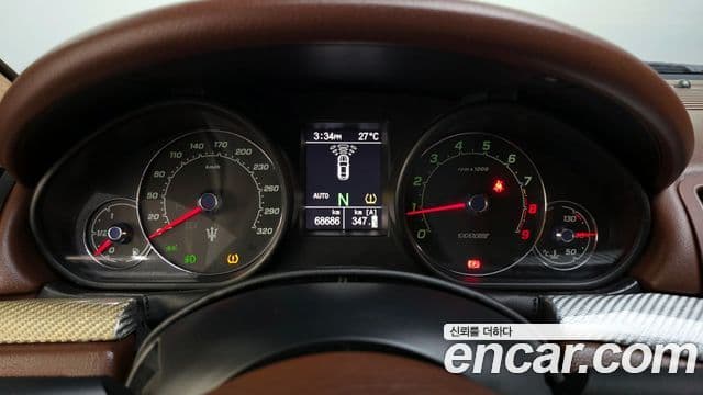 Maserati GranTurismo S 4.7, 2009 8