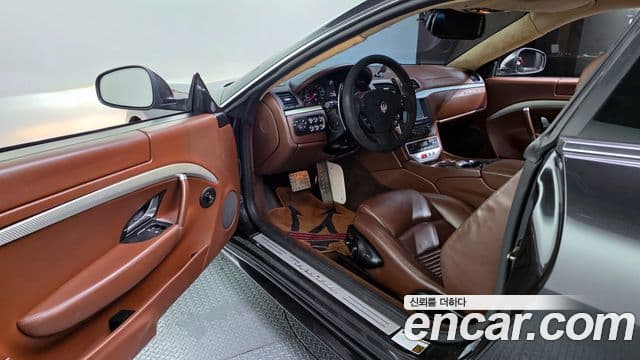 Maserati GranTurismo S 4.7, 2009 10