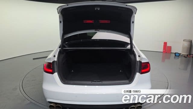 Audi New A4 B8, 2015 20