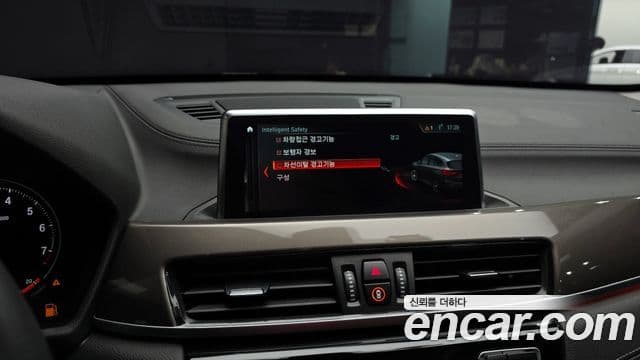 BMW X1 (F48) xDrive 20i xLine, 2021 15