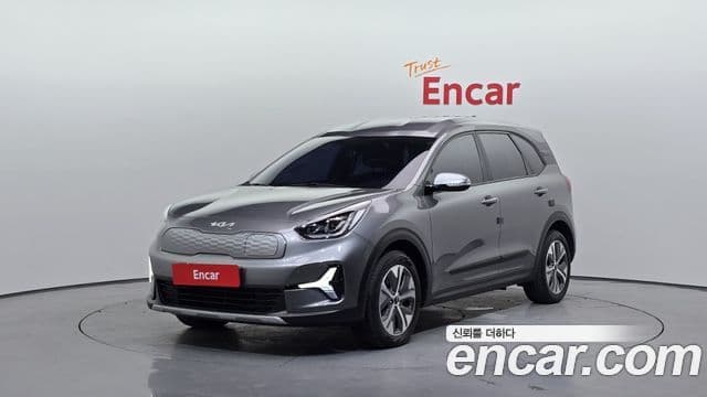 Kia Niro Plus Air, 2023 1
