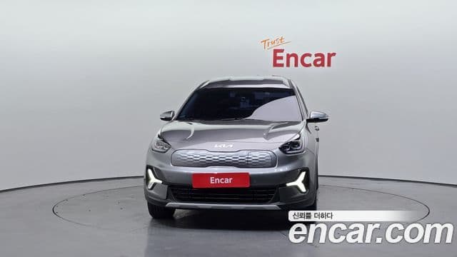 Kia Niro Plus Air, 2023 3