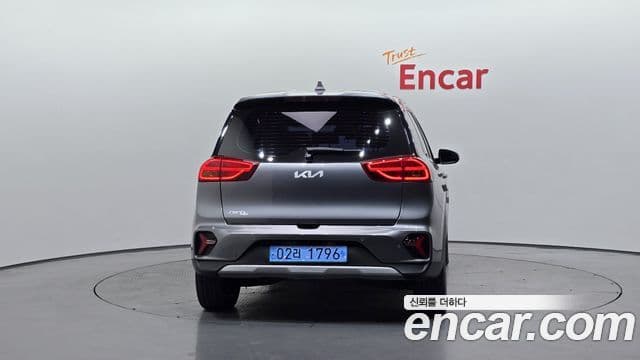 Kia Niro Plus Air, 2023 4