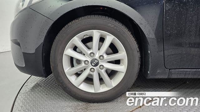 Kia The / новый New K3 Trendy, 2016 все фото