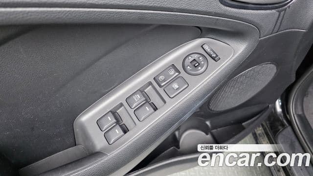 Kia The / новый New K3 Trendy, 2016 12