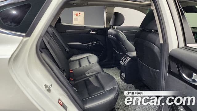 Kia K7 Premier 3.0 LPI Trendy(арендный автомобиль), 2020 12