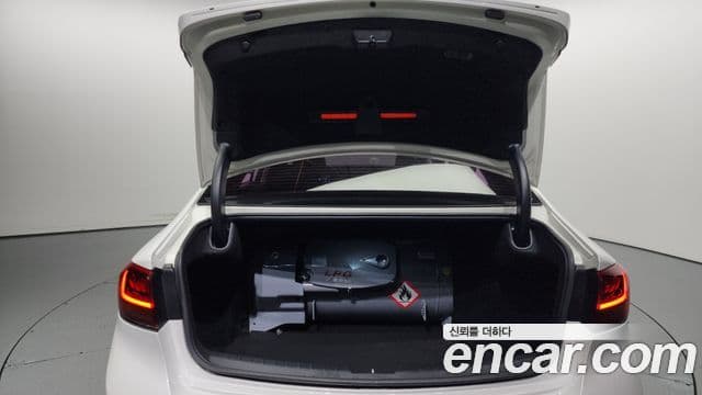 Kia K7 Premier 3.0 LPI Trendy(арендный автомобиль), 2020 20