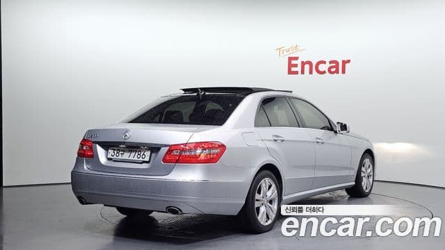 Mercedes-Benz E-класс W212 E300 Elegance, 2013 2