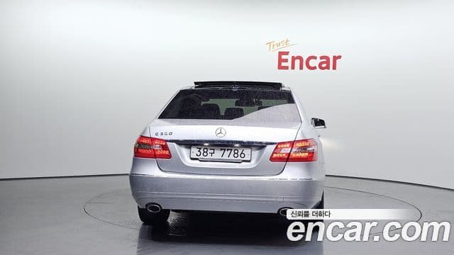 Mercedes-Benz E-класс W212 E300 Elegance, 2013 4