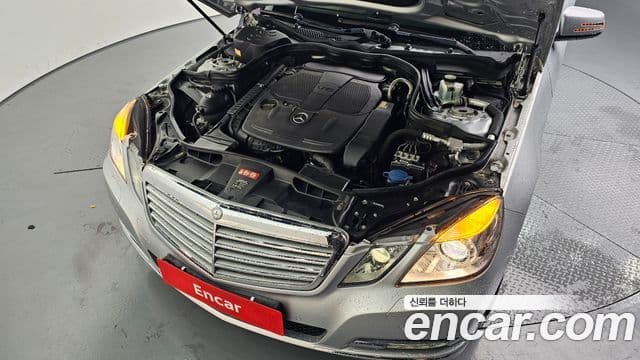 Mercedes-Benz E-класс W212 E300 Elegance, 2013 6