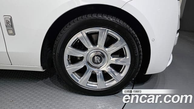 Rolls-Royce 고스트 2세대, 2023 все фото