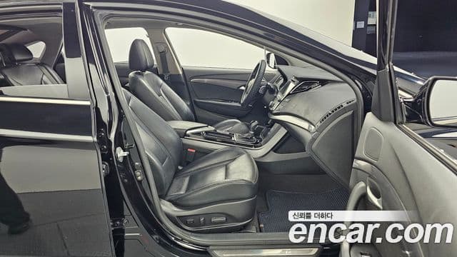 Hyundai i40 살룬 Premium, 2012 10