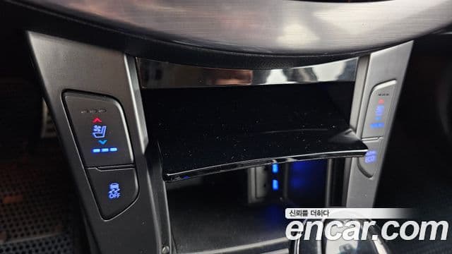 Hyundai i40 살룬 Premium, 2012 18