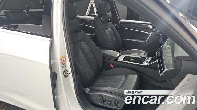 Audi A6 (C8) Premium, 2023 10