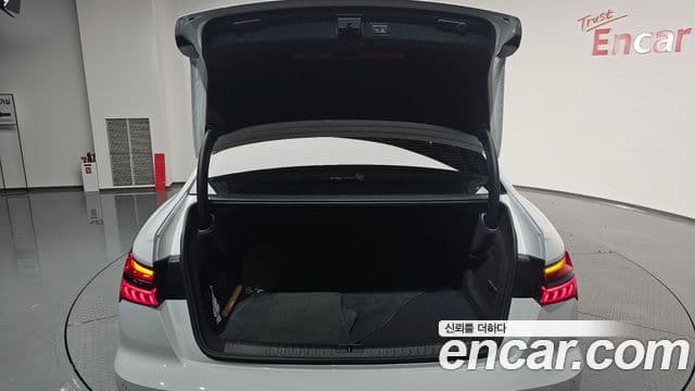 Audi A6 (C8) Premium, 2023 20