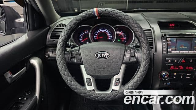 Kia Sorento R топовая версия, 2011 13