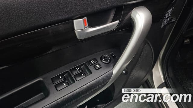 Kia Sorento R топовая версия, 2011 18