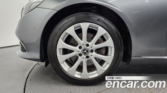 Mercedes-Benz E-класс W213 Exclusive, 2020 все фото