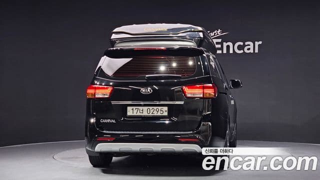 Kia All New Carnival 9인승 High Limousine(компания по спецнадстройкам), 2016 4