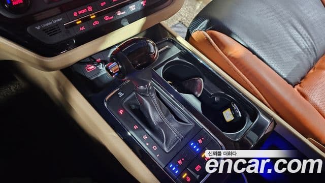 Kia All New Carnival 9인승 High Limousine(компания по спецнадстройкам), 2016 9