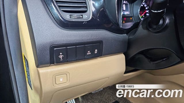 Kia All New Carnival 9인승 High Limousine(компания по спецнадстройкам), 2016 12