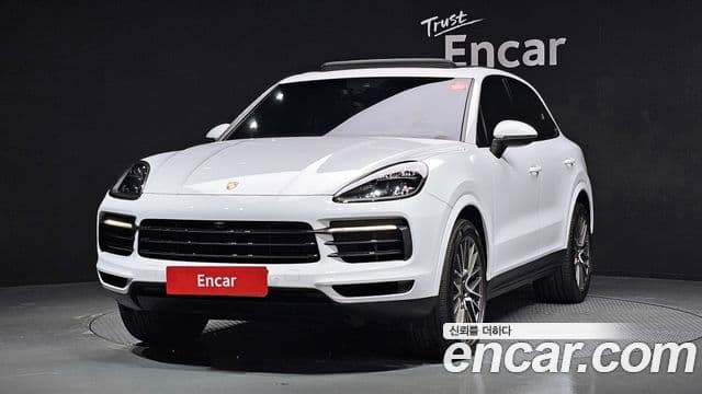 Porsche Cayenne (PO536), 2020 1