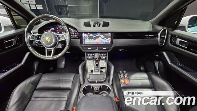 Porsche Cayenne (PO536), 2020 7