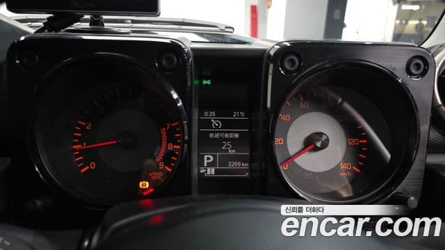 스즈키 짐니, 2022 8