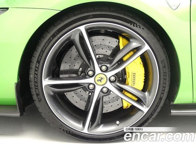 Ferrari 296 GTS 3.0 V6, 2024 4