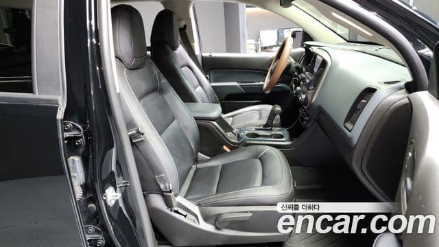 Chevrolet(GM대우) real New 콜로라도 3.6 Z71-X Midnight 4WD, 2021 19