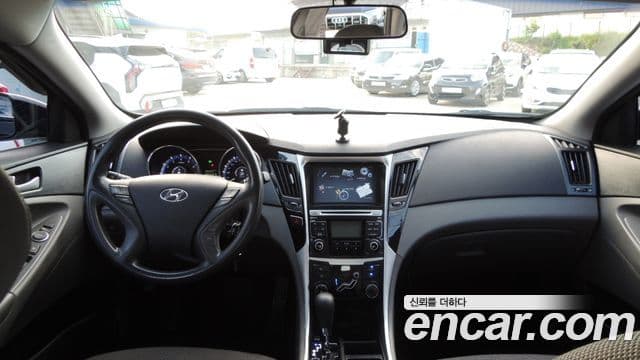 Hyundai YF Sonata Y20 Grand, 2011 7