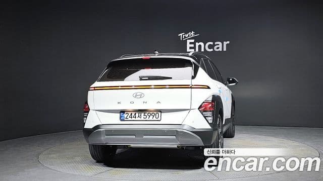 Hyundai Kona гибрид (SX2) Inspiration, 2025 4