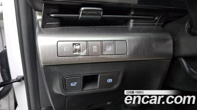 Hyundai Kona гибрид (SX2) Inspiration, 2025 13