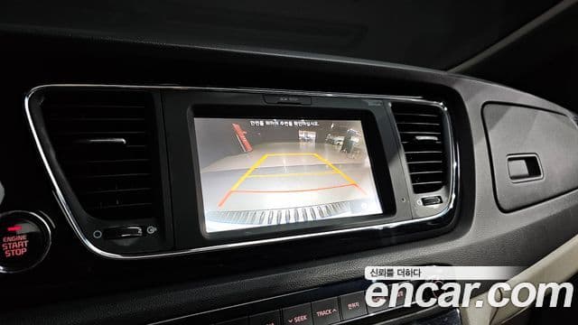 Kia All New Carnival Prestige, 2017 16