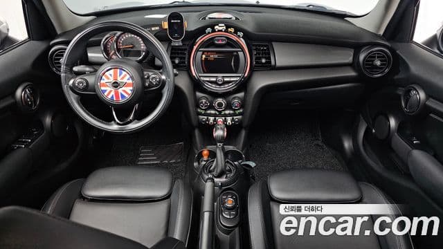 Mini Cooper 3세대, 2015 7