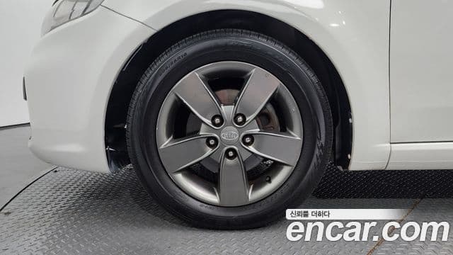 Kia Forte купе Luxury, 2011 все фото