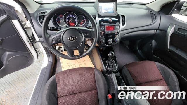 Kia Forte купе Luxury, 2011 7